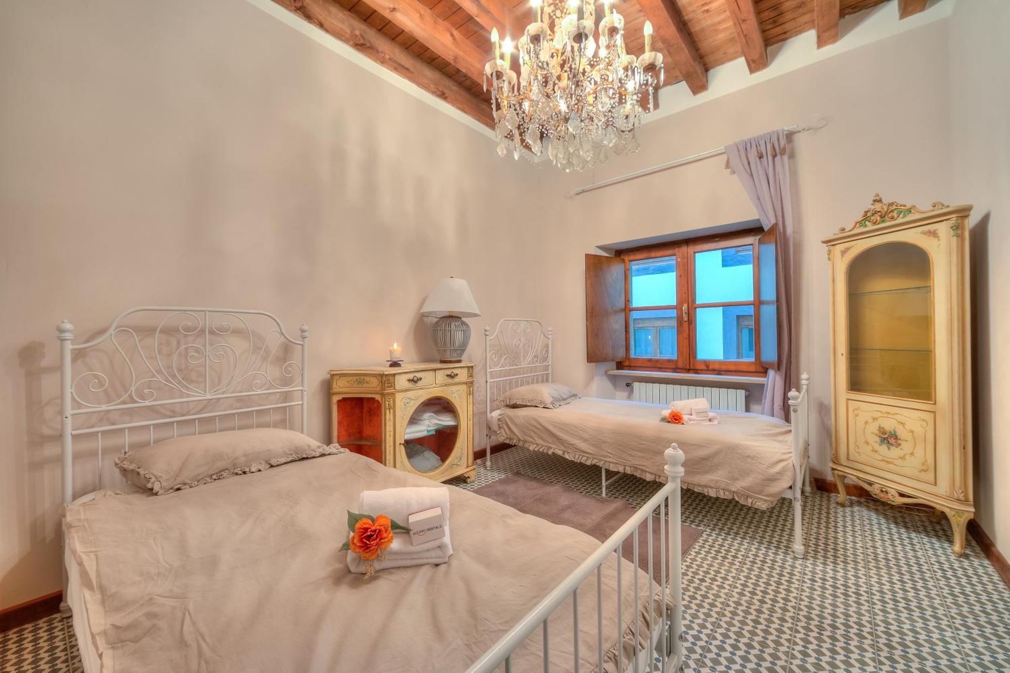 Laetitia Salo-Historic Center Near Lake - Happy Rentals 外观 照片