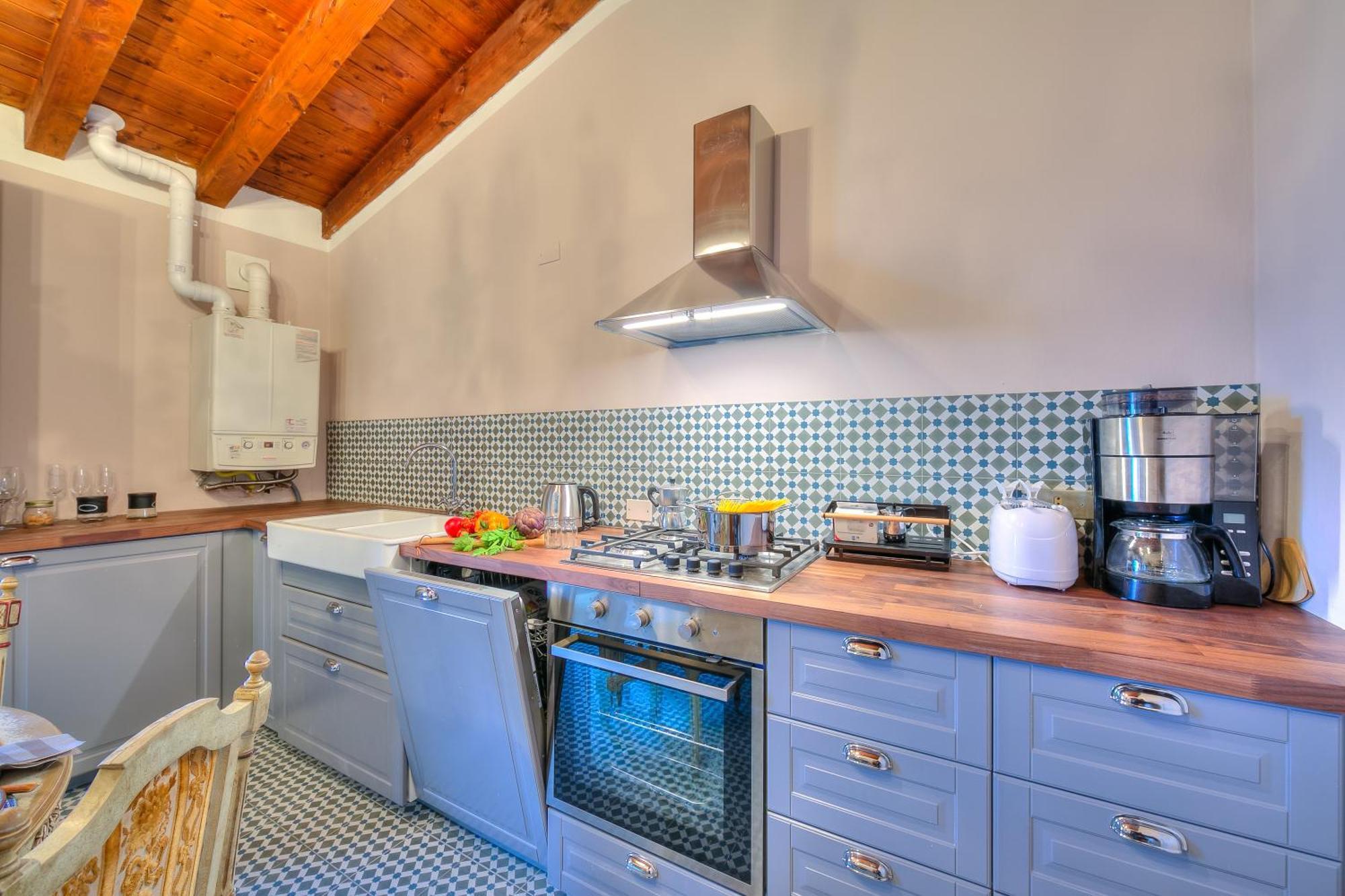 Laetitia Salo-Historic Center Near Lake - Happy Rentals 外观 照片
